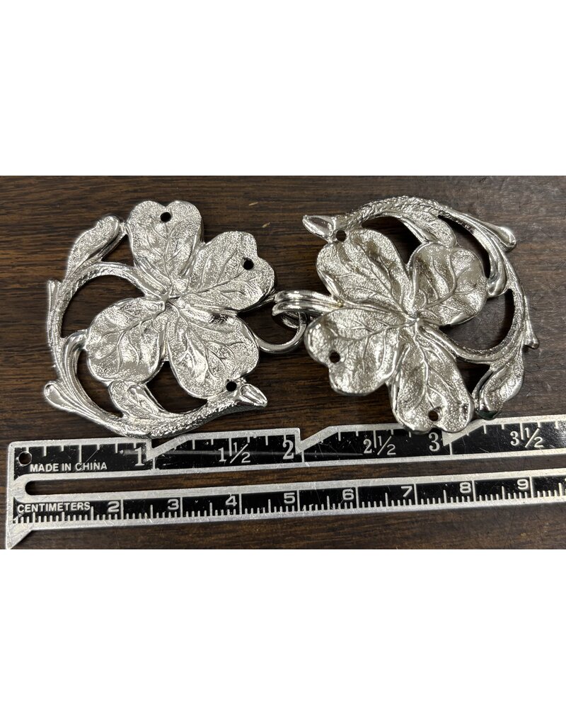 Cloakmakers.com Shamrock Cloak Clasp - Silvertone Plated