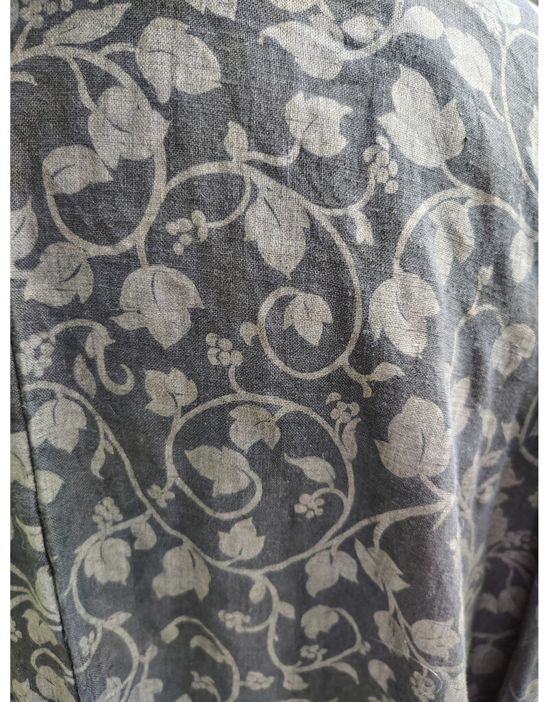 Cloakmakers.com 5800-Washable Black Linen Cloak w/ Floral Vine Pattern