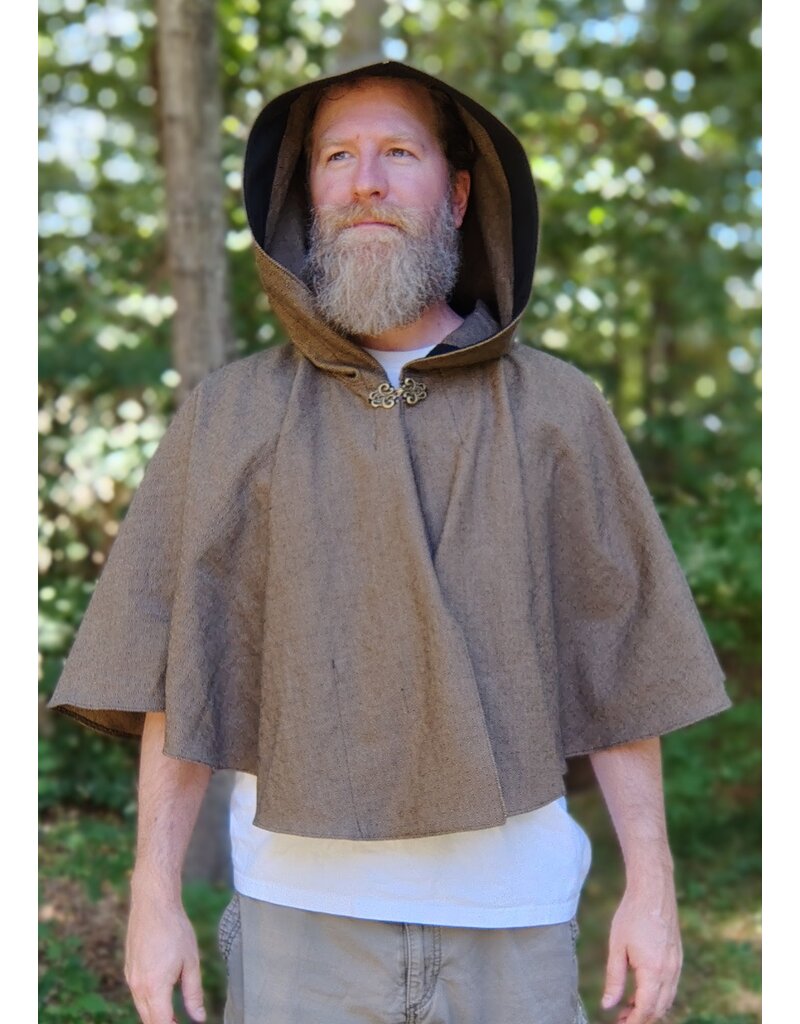 Cloakmakers.com 5826-Washable Cotton Twill Cloak w/ Black Concentric Diamond Pattern & Pockets