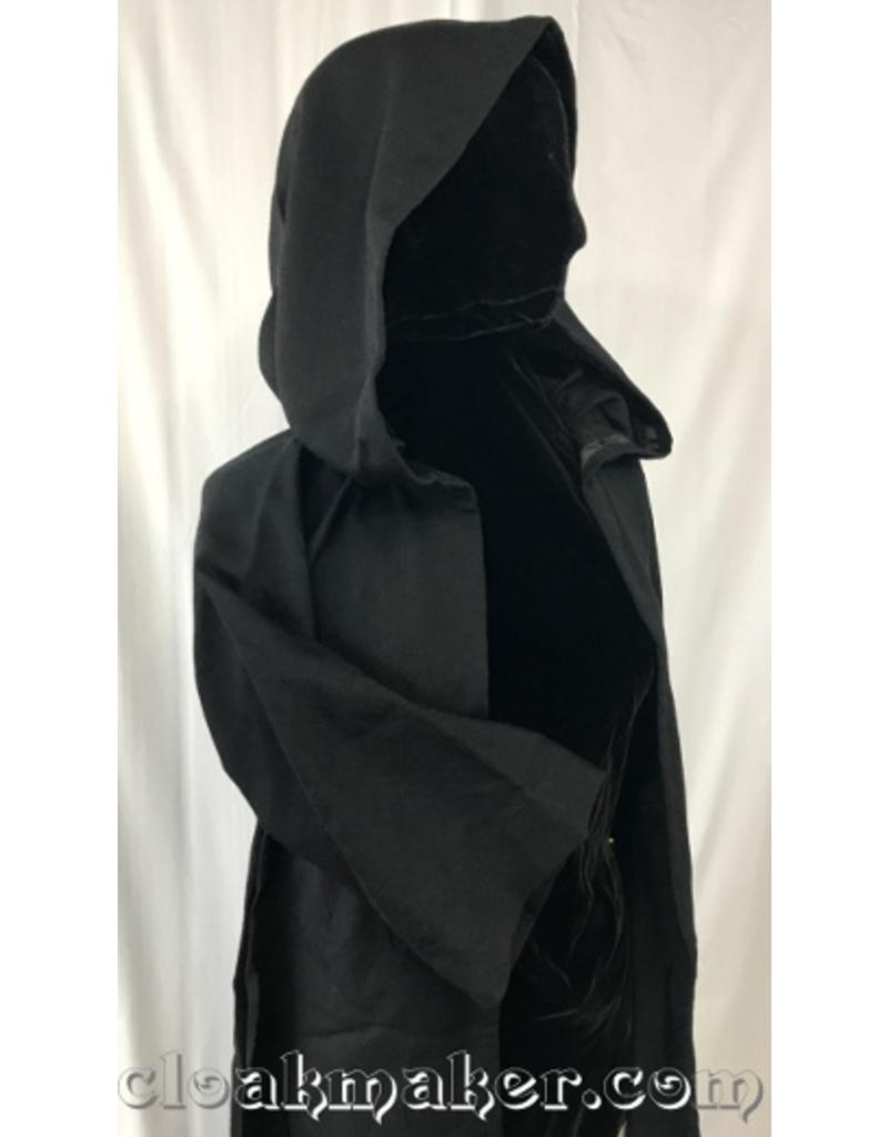 Cloak and Dagger Creations R421 - Black Wool Robe with Pockets - Youth