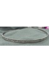 Cloakmakers.com Bordered Floral Vine Band - Silvertone Plated