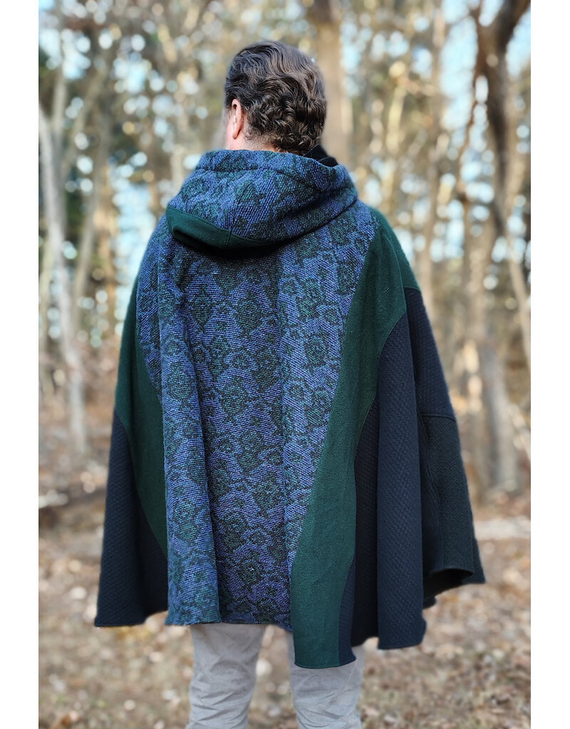 Cloakmakers.com 5888-Washable Multi-Color Wool Blend Cloak w/ Celtic Snakes Clasp