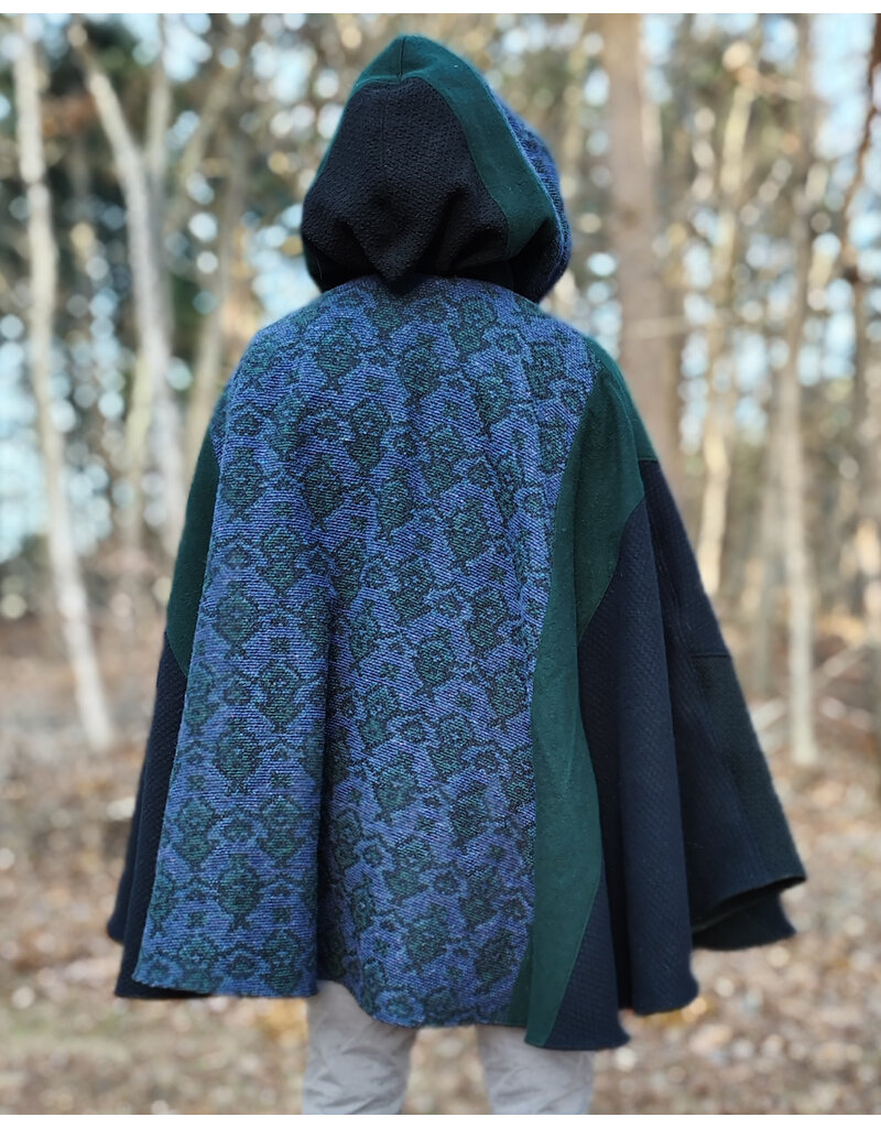 Cloakmakers.com 5888-Washable Multi-Color Wool Blend Cloak w/ Celtic Snakes Clasp