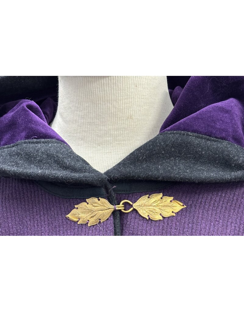 Cloakmakers.com 5526-Charcoal Grey Wool Cloak w/ Purple Mantle and Pockets