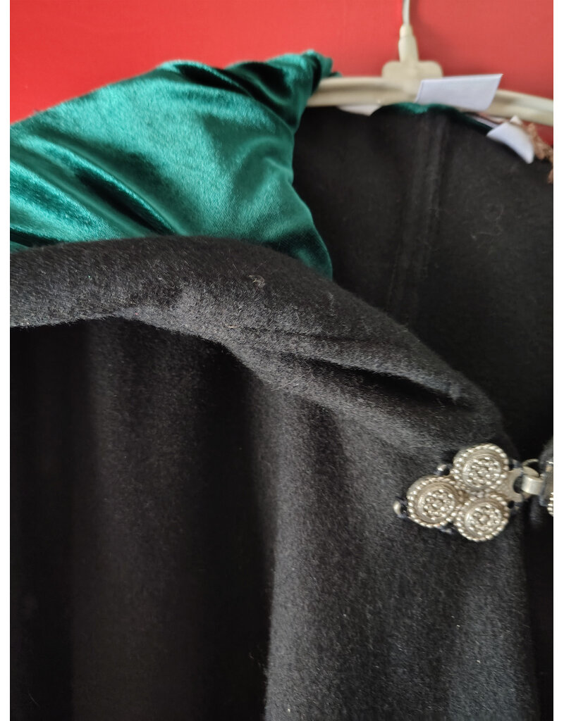 Cloakmakers.com 5920-Washable Black Wool Blend Cloak w/ Green Velvet Hood Lining & Triple Medallion Clasp
