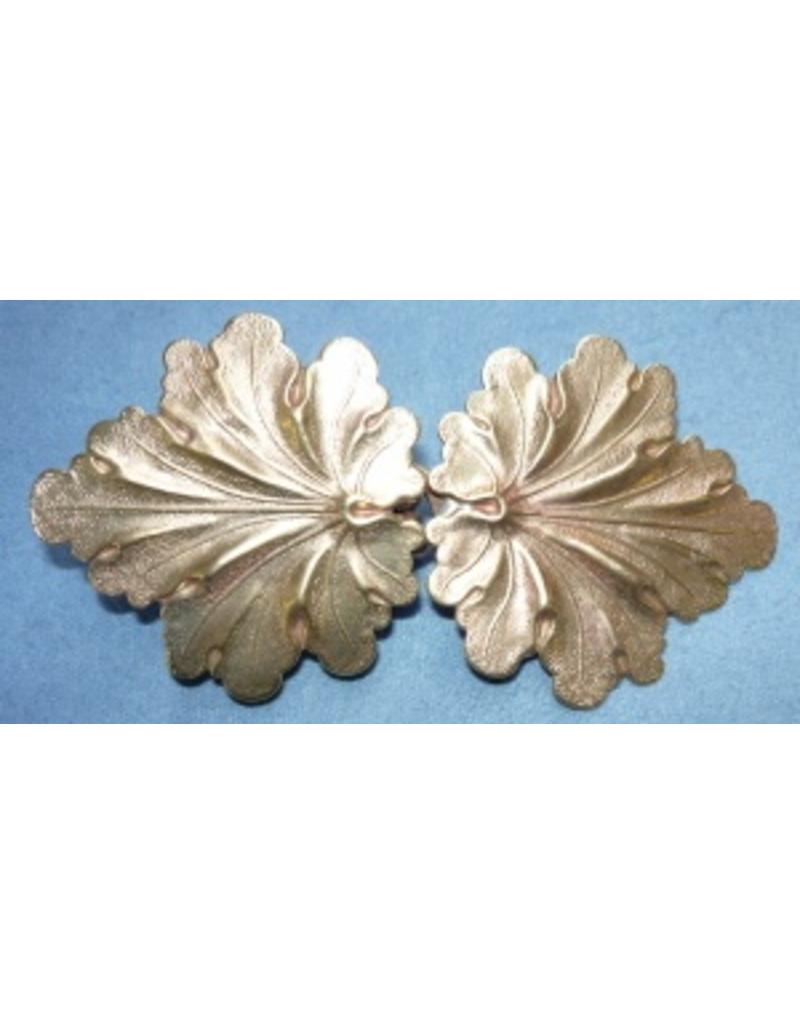 Cloakmakers.com Geranium Leaves, Medium Cloak Clasp - Brass