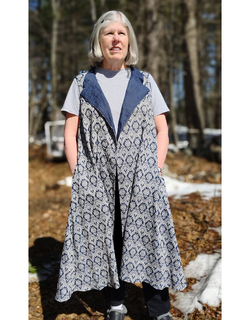 Cloakmakers.com J914-Washable Blue & White Brocade Vest w/ Blue Collar & Pockets
