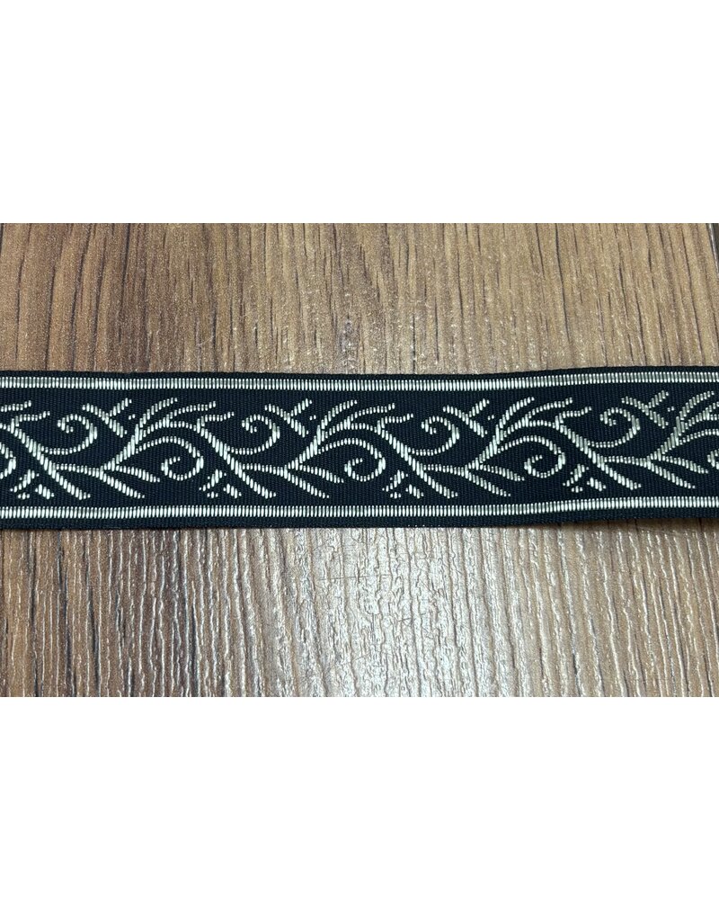 Cloakmakers.com Formal Vine - Ivory on Black