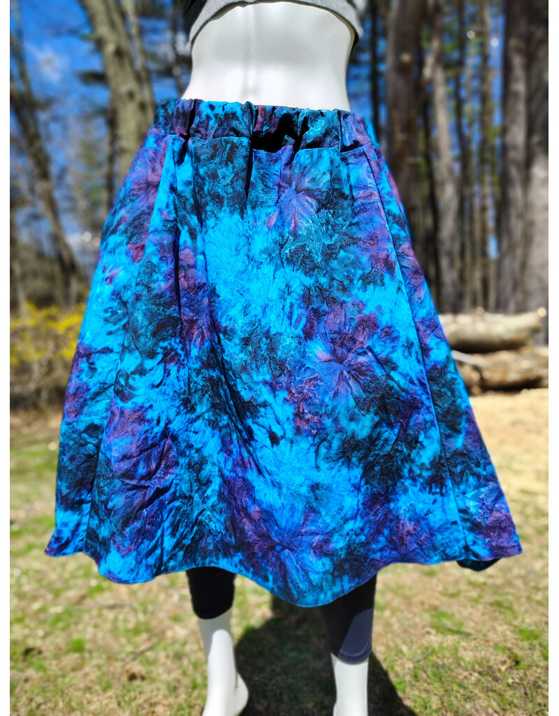 Cloakmakers.com K525-Washable Blue & Purple Tie Die Cotton Skirt w/ Pockets