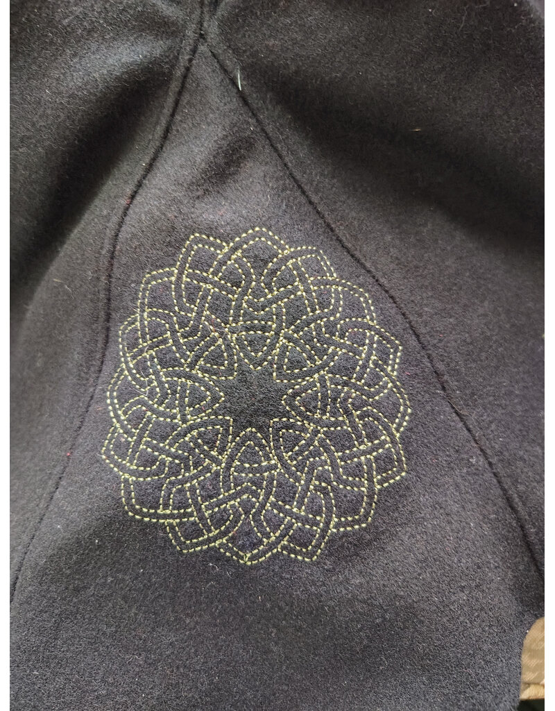 Cloakmakers.com H575-Washable Black Wool Blend Hooded Cowl w/ Green Celtic Knot Embroidery