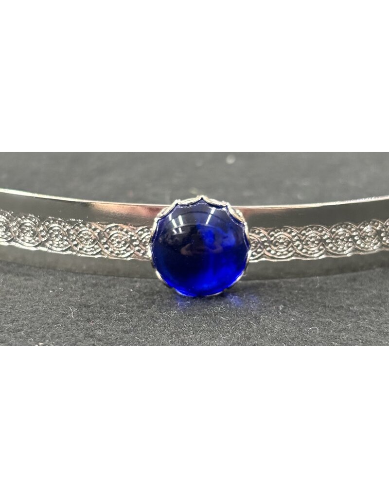 Cloakmakers.com Round Blue Stone on Silvertone Spiral Center Band Circlet