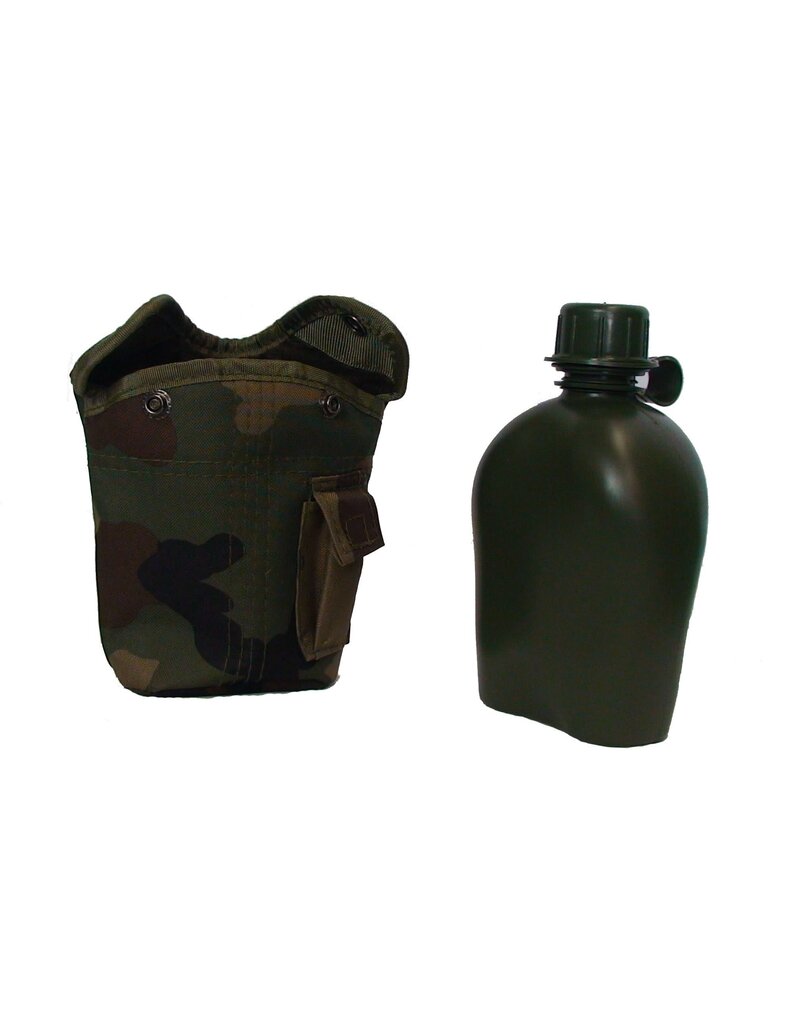 SGS Gourde Military Style Woodland Camo SGS