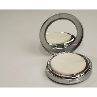 Foundation Creamy Caramel Powder Foundation
