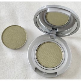 Eyes Bare Feet Pan RTW Eyeshadow
