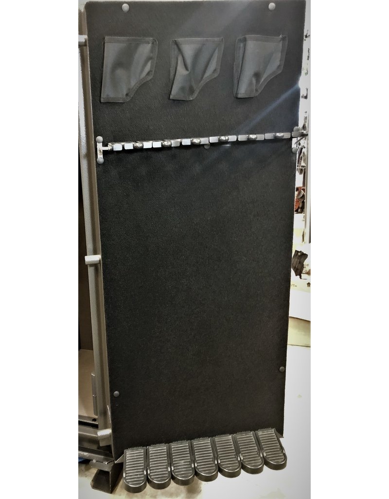 Browning Browning CLTDE23 23 Gun Safe, Gray finish w/ Canada leaf graphic, Electronic Lock (1605500085)