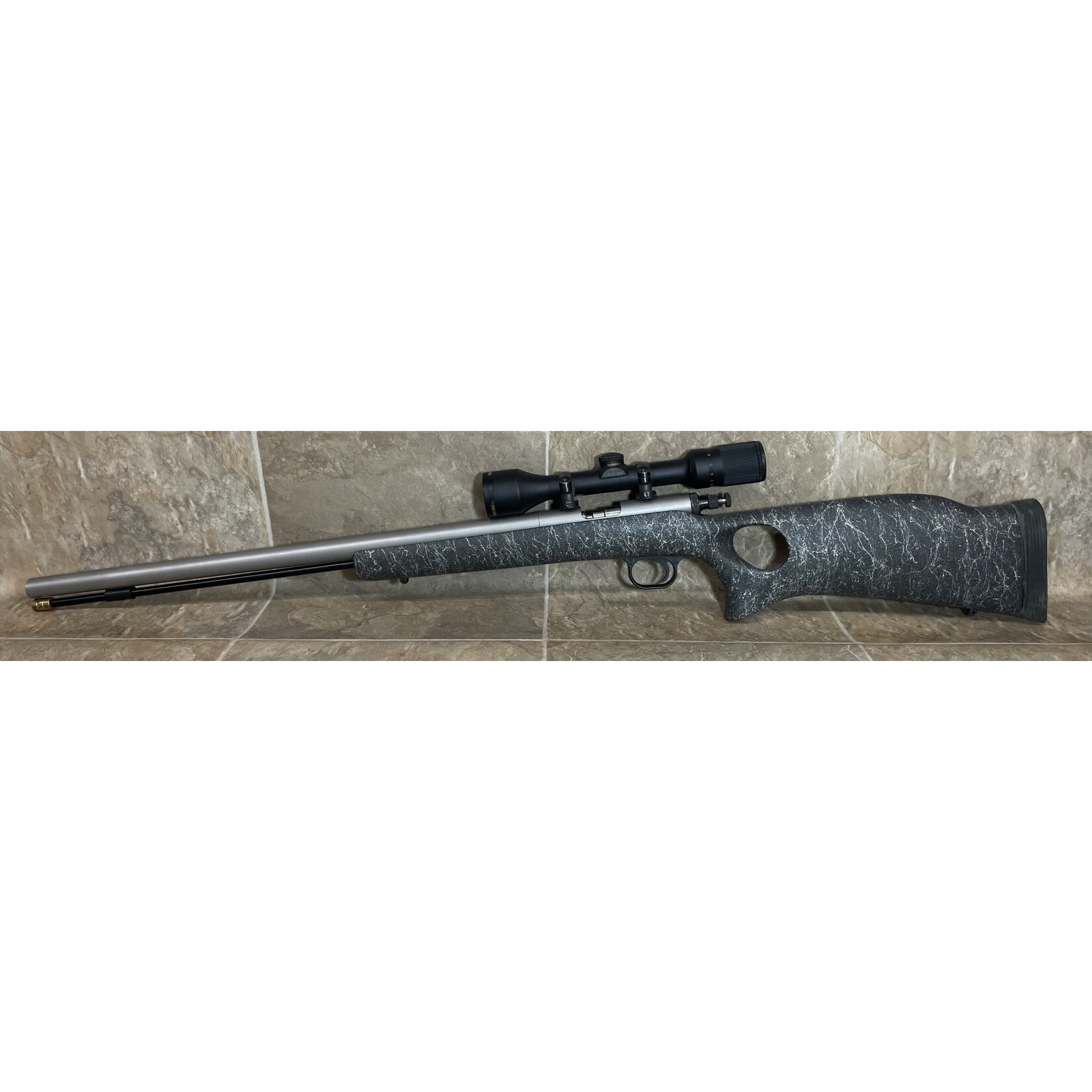 Knight Used Knight LK-93 54Cal Muzzleloader w/ Bushnell ScopeChief 3-9x40 (S81047)