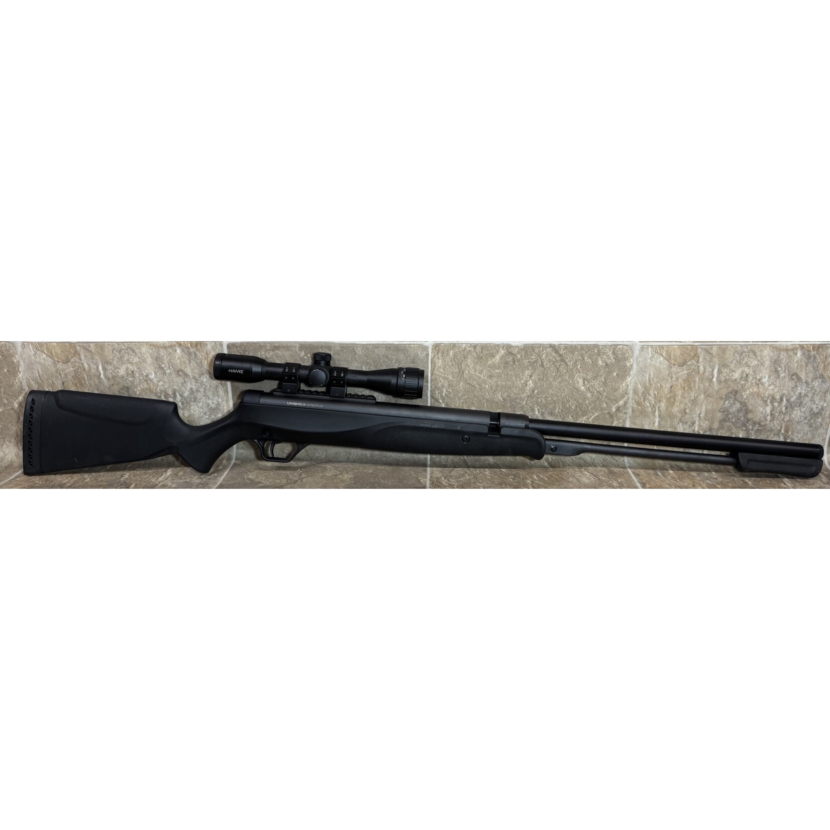 Used Umarex Synergis 22cal Airgun w/ Hawke Vantage 4x32 (052122910852218)