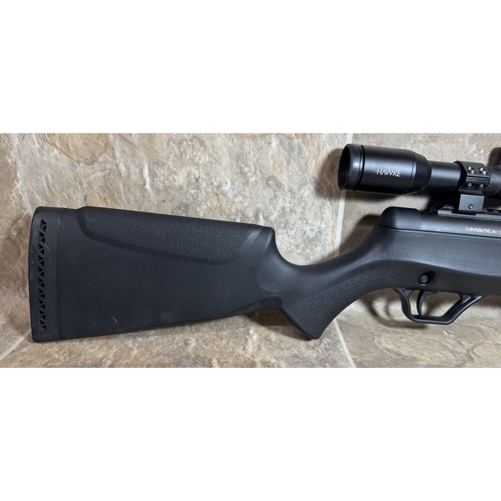Used Umarex Synergis 22cal Airgun w/ Hawke Vantage 4x32 (052122910852218)