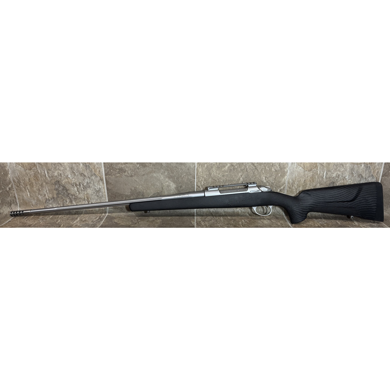 Sako Used Sako 85 CarbonLight 300 Win Mag (Z89511)