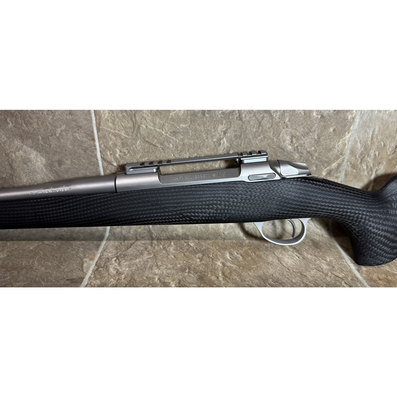 Sako Used Sako 85 CarbonLight 300 Win Mag (Z89511)