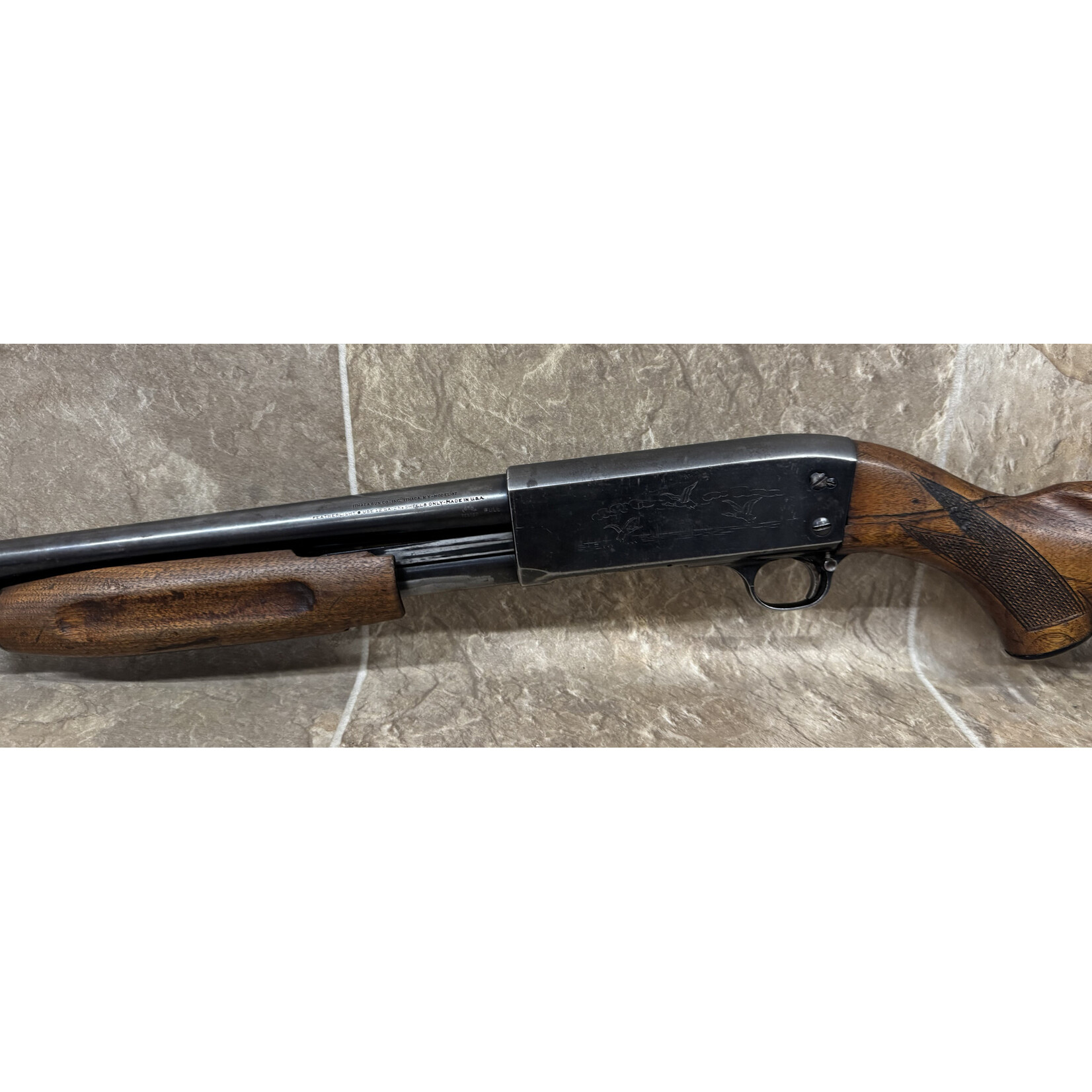 Ithica Used Ithica Model 37 Featherlight 12ga 2 3/4" (589633)