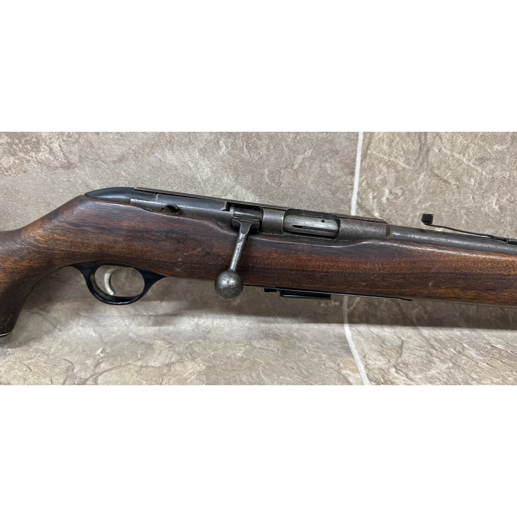 Lakefield Used Lakefield - Mossberg 640KC Chuckster 22 WMR (976477)