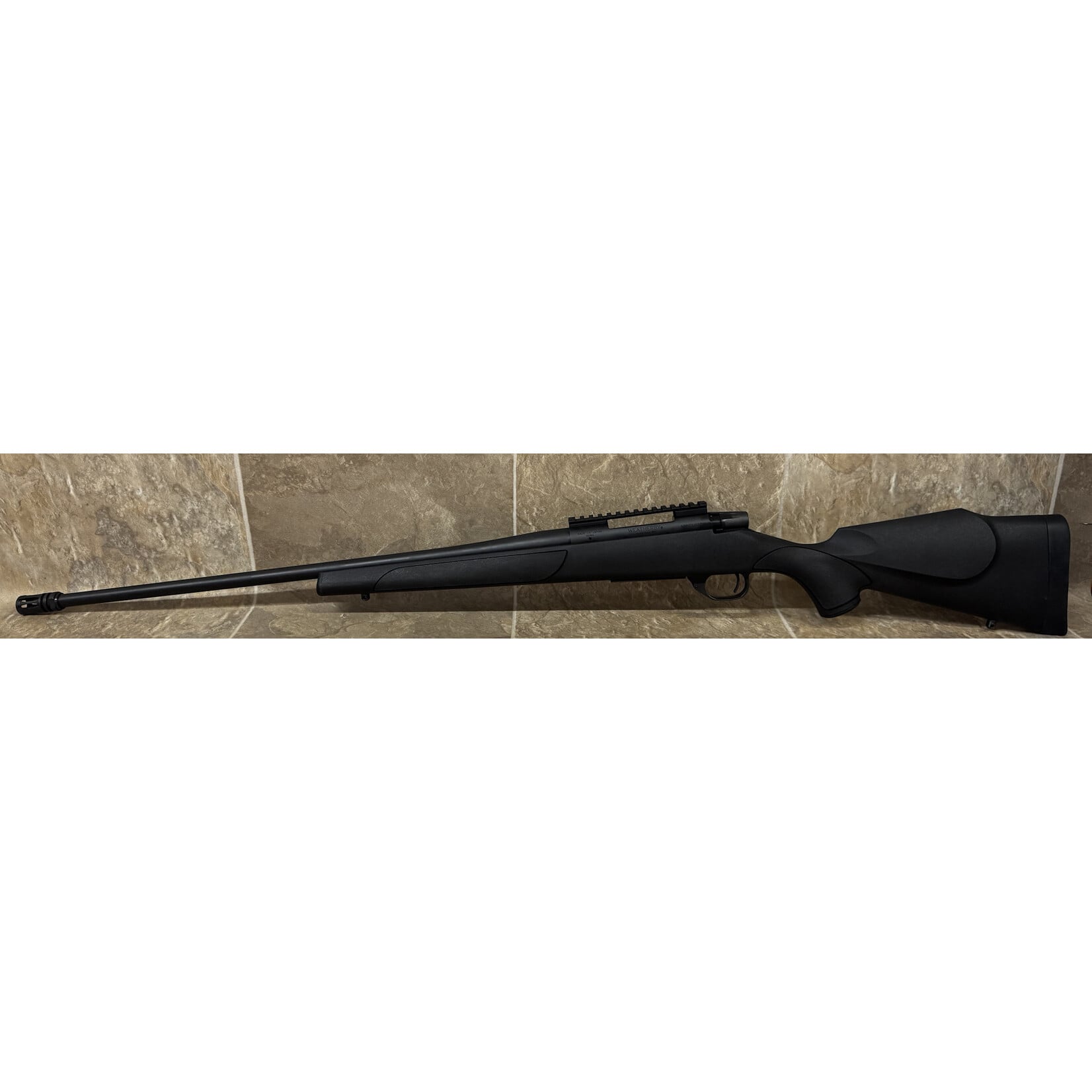 CS Weatherby Vanguard Obsidian 223 Rem 24" (VB407874)