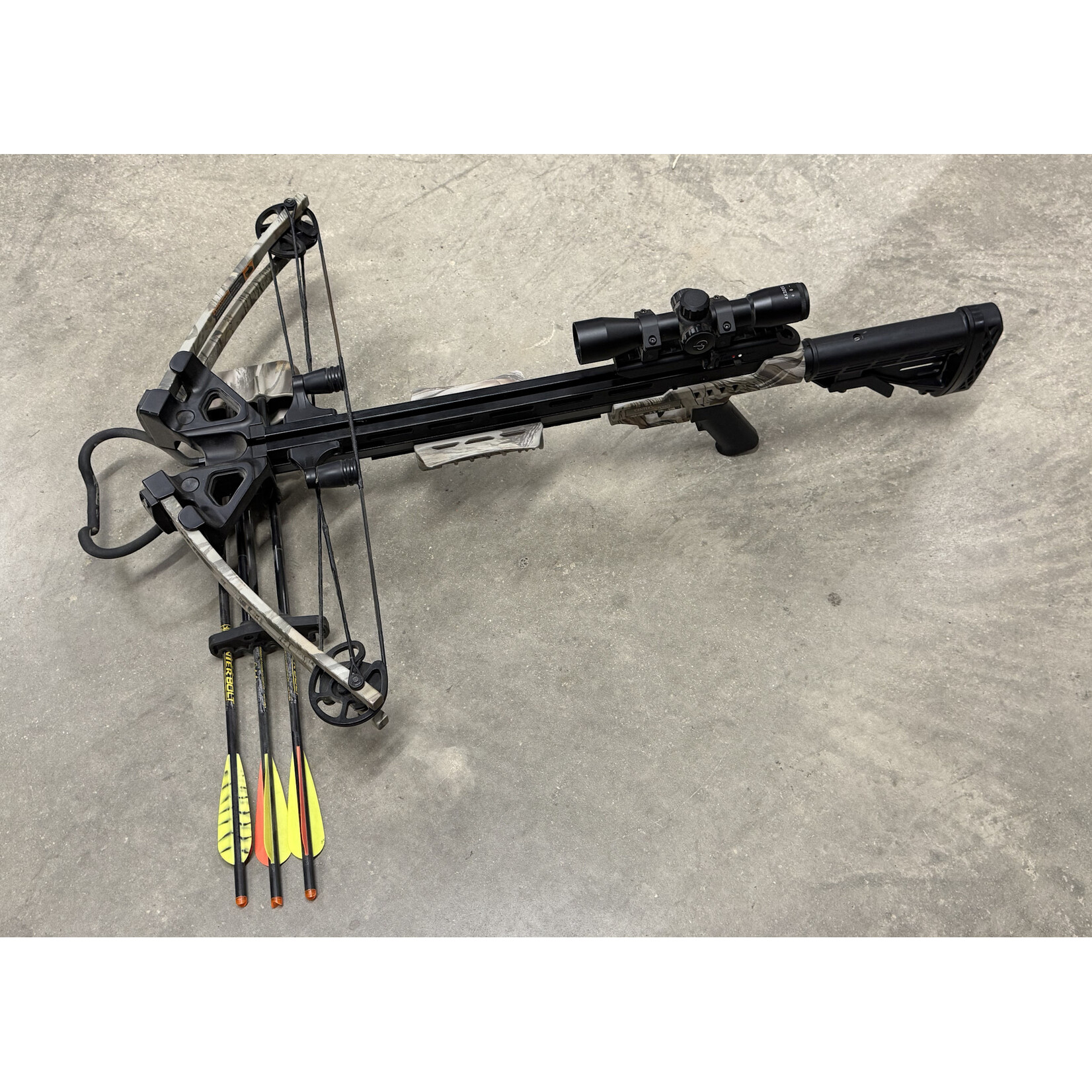 Used Center Point Crossbow (0117M02117)