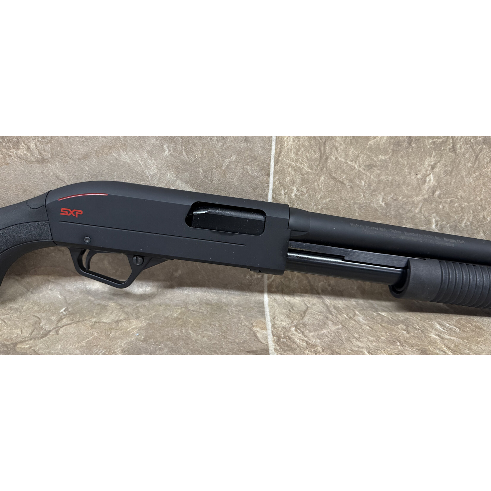 Winchester Used Winchester SXP Defender 12ga 18" (TR158995YZSP)