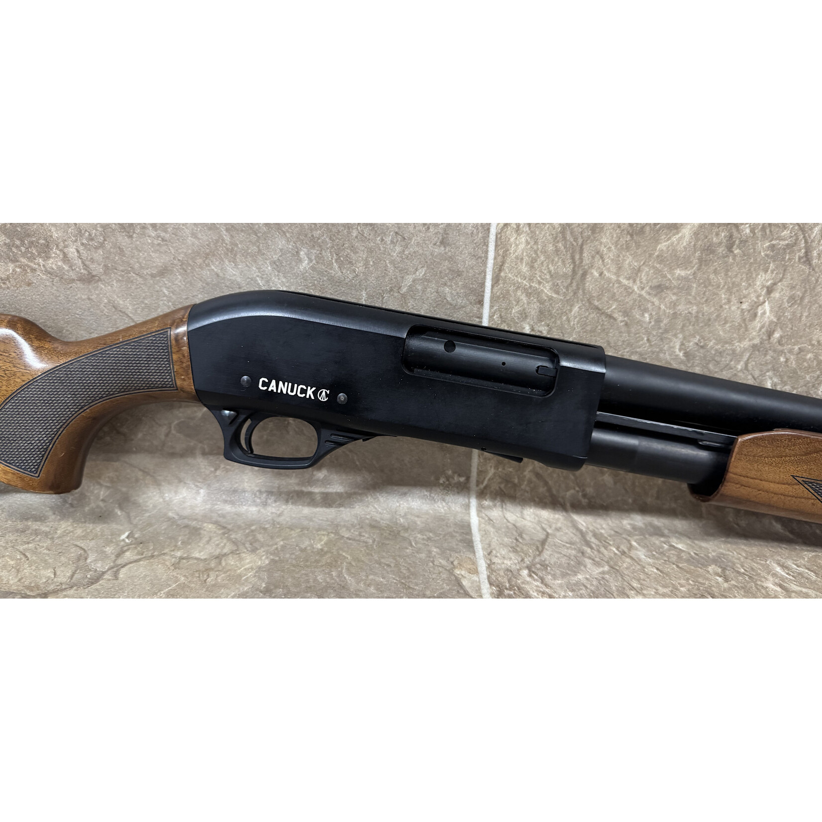 Canuck Used Canuck Regulator/Defender 12ga 3" (20-OL20875)