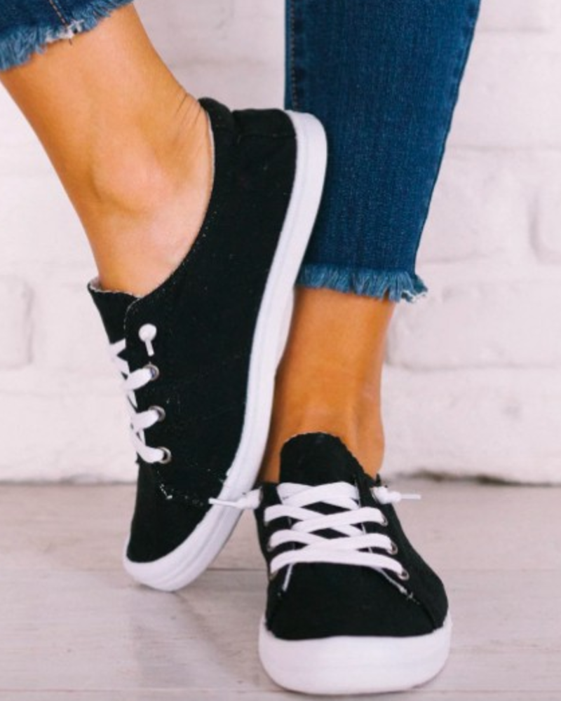 lace up slip on sneakers
