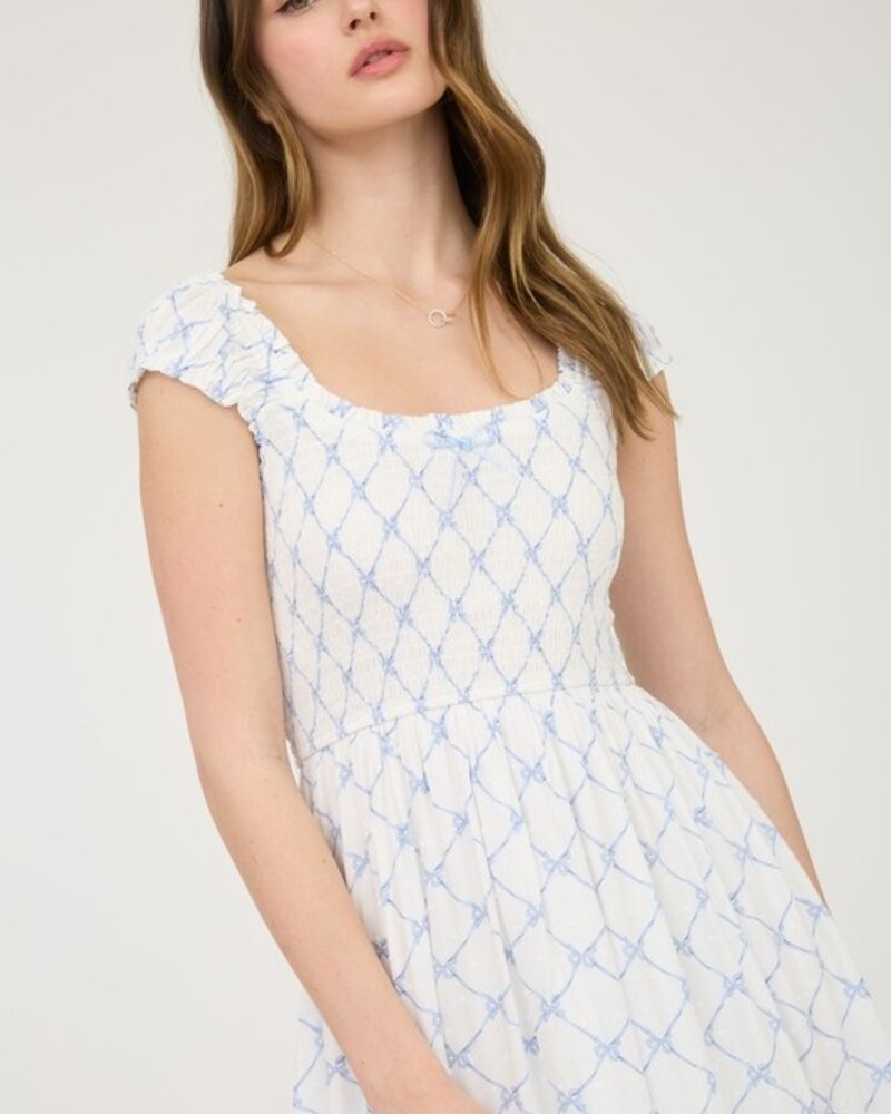 Blu Pepper Bow Pattern Ruched Sleeve Smocked Midi