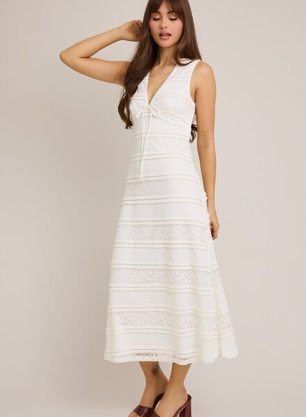 LELIS V-Neck Sleeveless Lace Detail Midi Dress