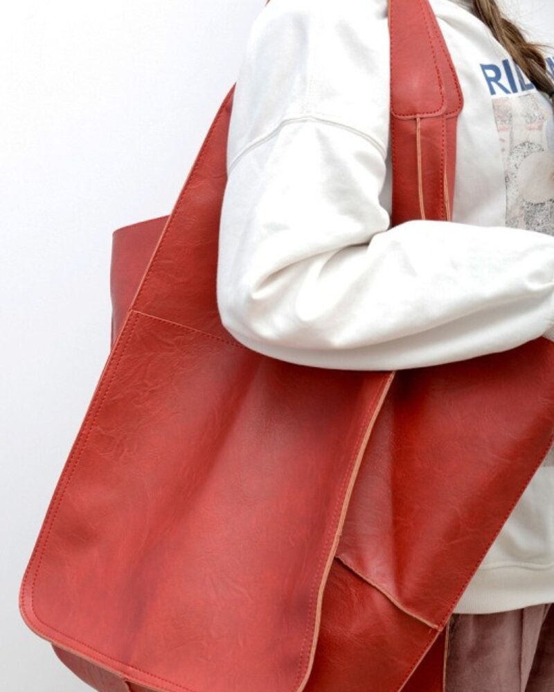 Oversize Lg Capacity Leather Bag