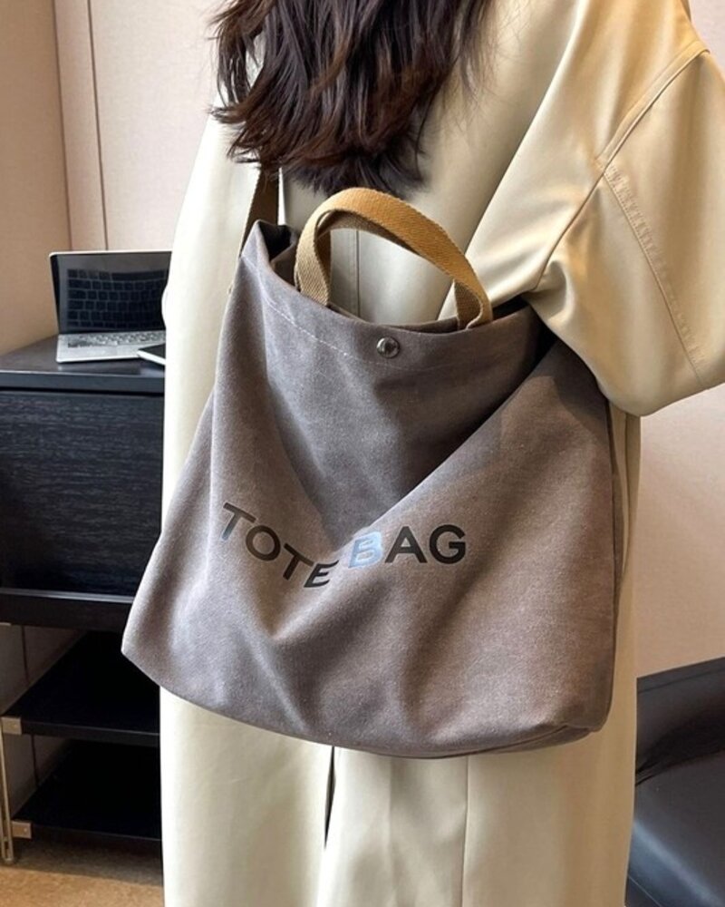 Minimalist Lg Capacity Tote Bag