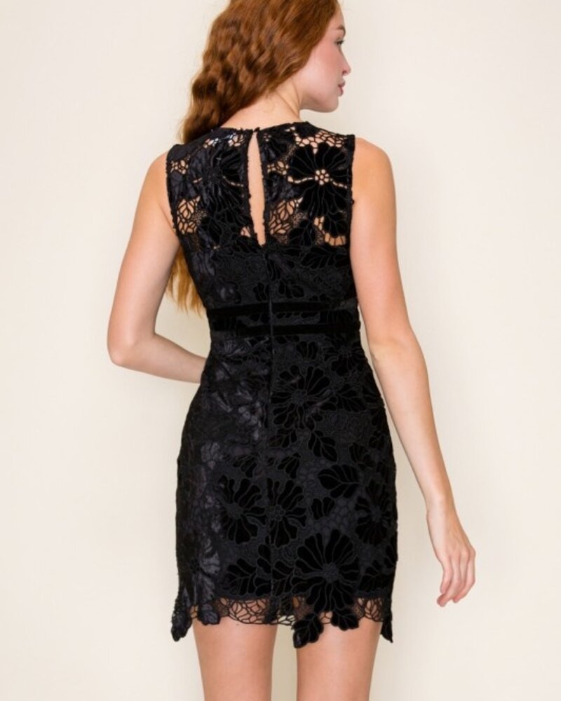 B.Right Velvet Sleeveless Mini Dress