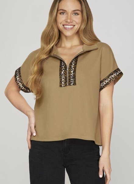 She&Sky Drop Short Sleeve Half Zip Knit Top With Leopard Contrast Tape