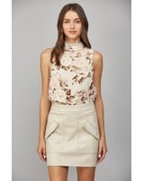 Fate Sleeveless Top With Scallop Tape