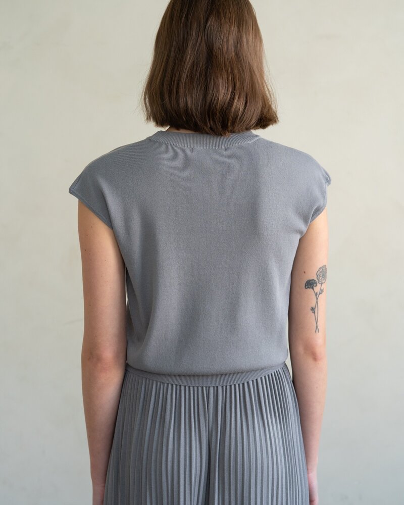 Elle Grey Crew Neck Kitted Top