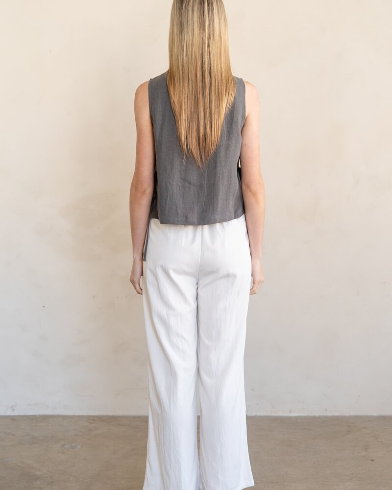 Elle Grey Crew Neck Sleeveless Vest