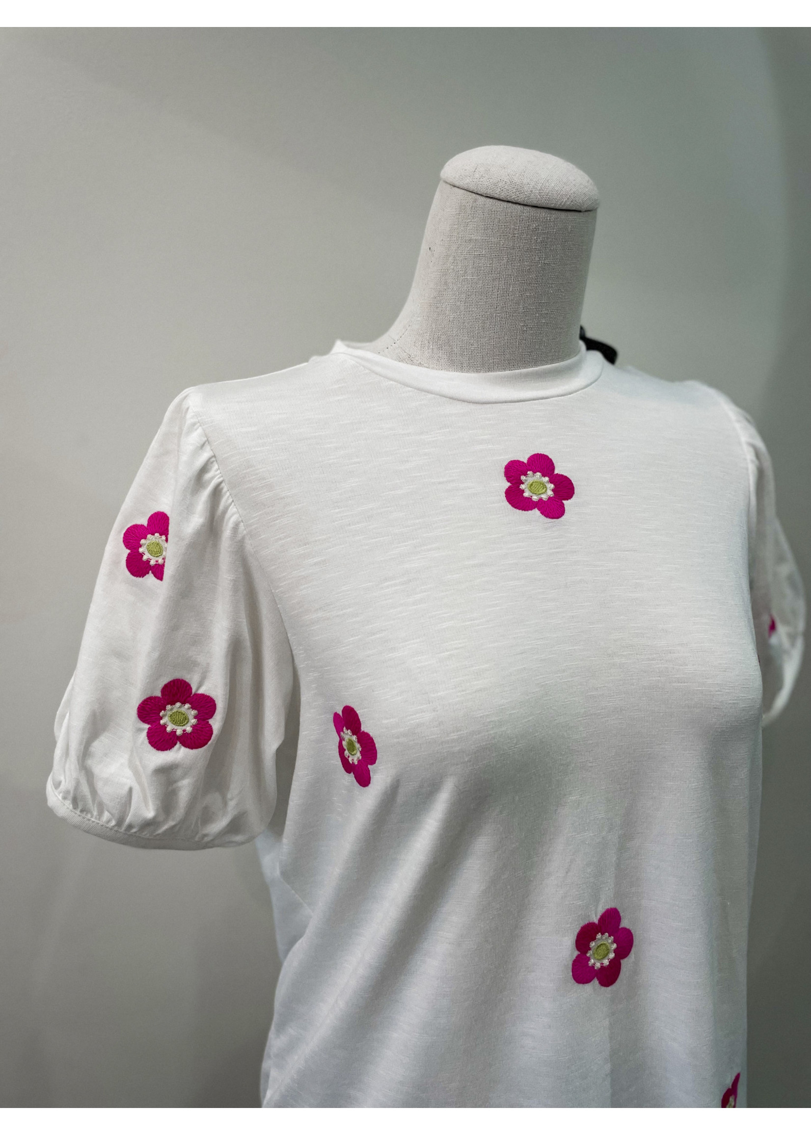 Embroidered Flower S/S Top
