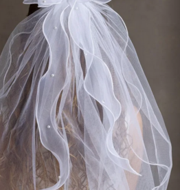 BEADED PEARL TULLE VEIL W/BOW