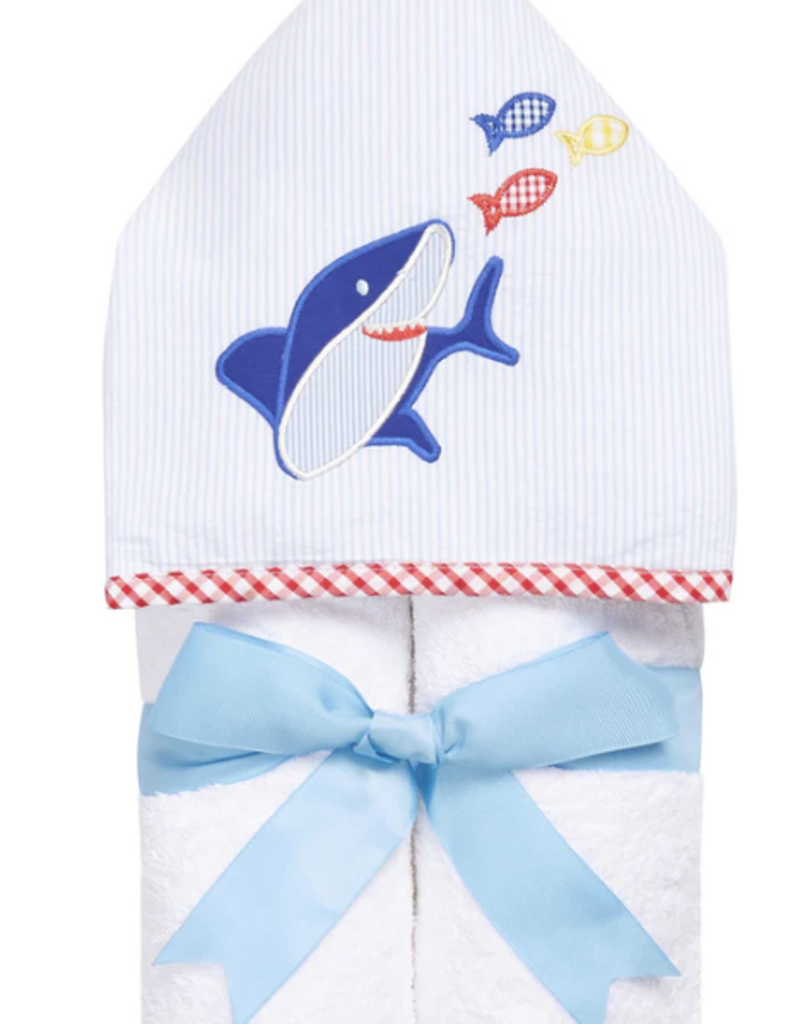 3 MARTHAS EVERYKID SHARK TOWEL