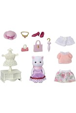 Calico Critters Calico Critters Fashion Playset Town Girl Series Persian Cat