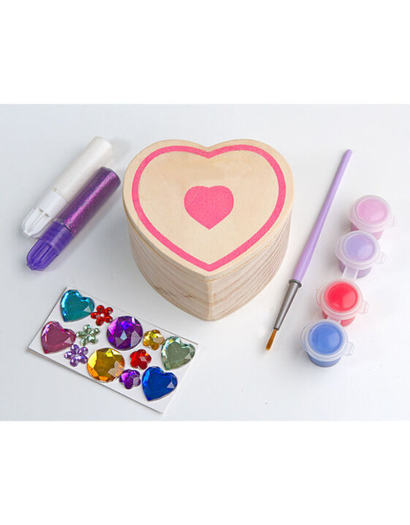 Melissa & Doug Craft Kit Created by Me! Heart Box