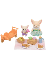 Epoch Calico Critters Sunny Picnic Set