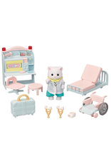 Calico Critters Calico Critters Village Doctor Starter Set