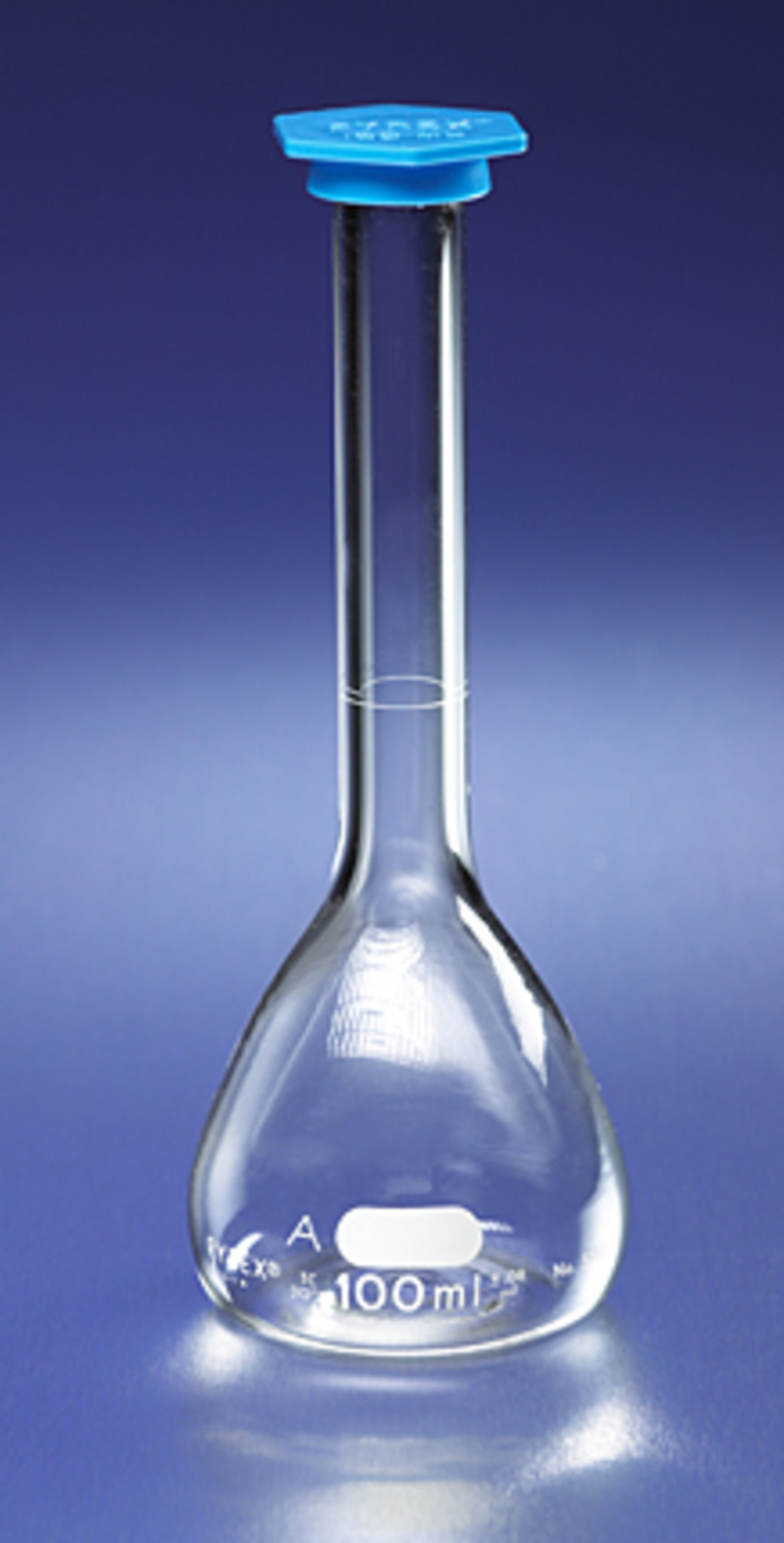 Scientific Labware Glass Volumetric Flask with Snap Cap 100 mL
