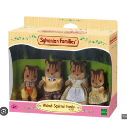 Calico Critters Calico Critters Walnut Squirrel Family