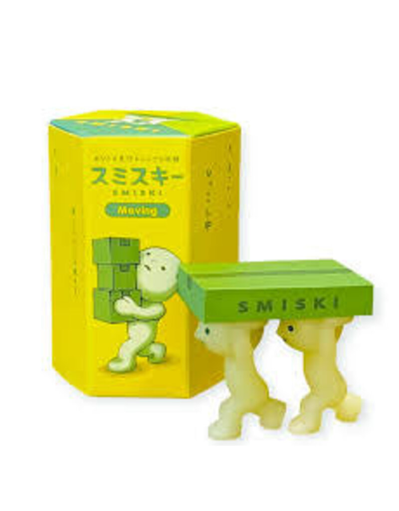 Dreams Smiski - Glow In The Dark - Moving Series